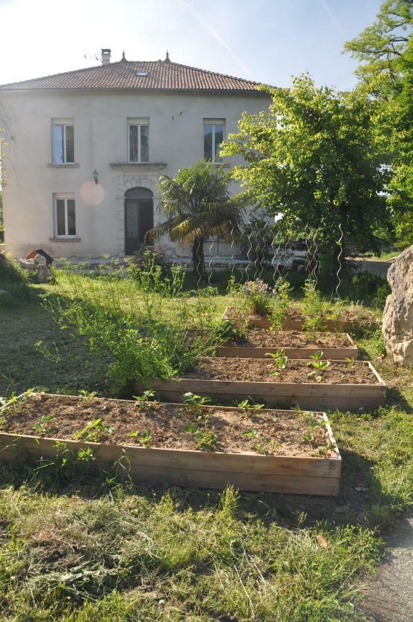 Bed and Breakfast Loustalneou Saint-Pierre-de-Clairac Zewnętrze zdjęcie
